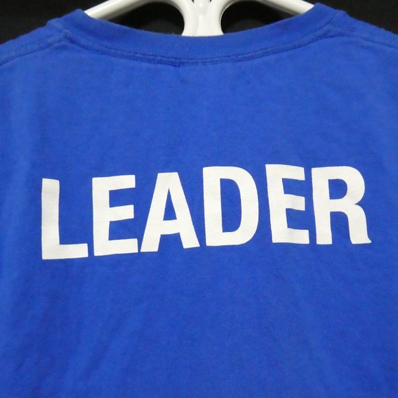 GILDAN Ultra Cotton, medium, blue sleeveless graphic tank top, GUC - Picture 9 of 12